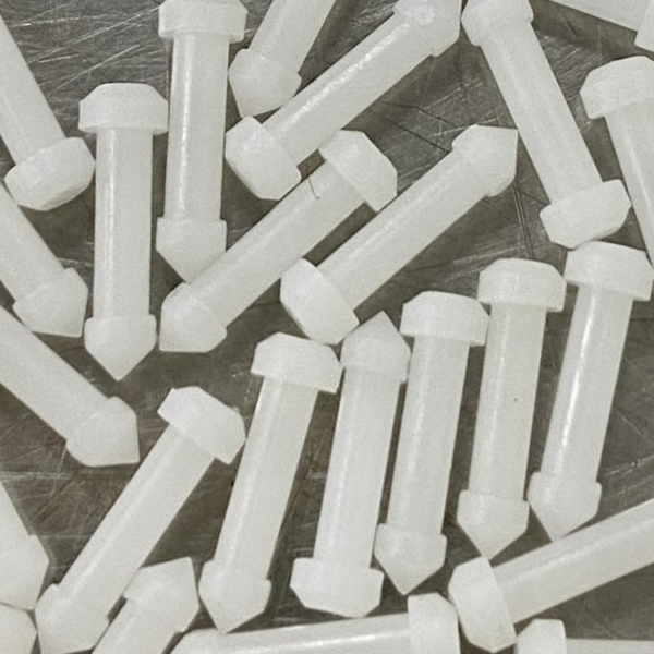 M800 Plugs
